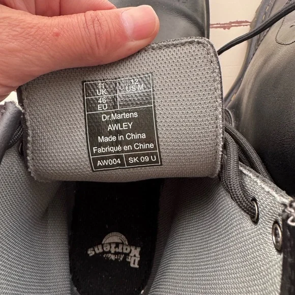 Dr. Martens Black Leather Men's Boots size 12 - Picture 5 of 5